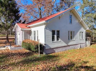 760 Kingtown St, Blue Ridge, GA 30513