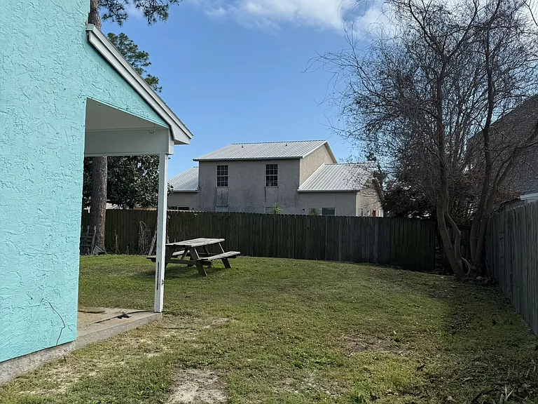 6221 Hibiscus Ave — Photo 37