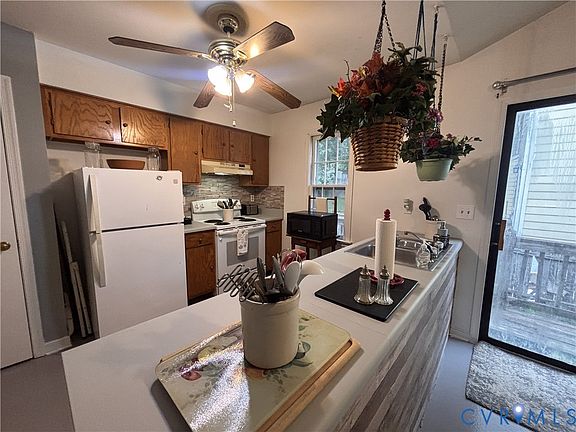 4th image of 3104 Duck River Ct