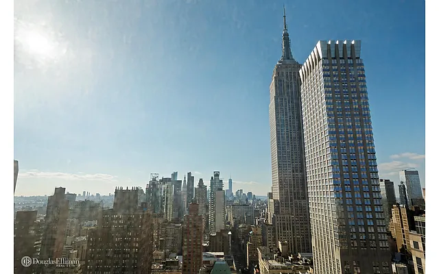 Sold by Douglas Elliman | media 15