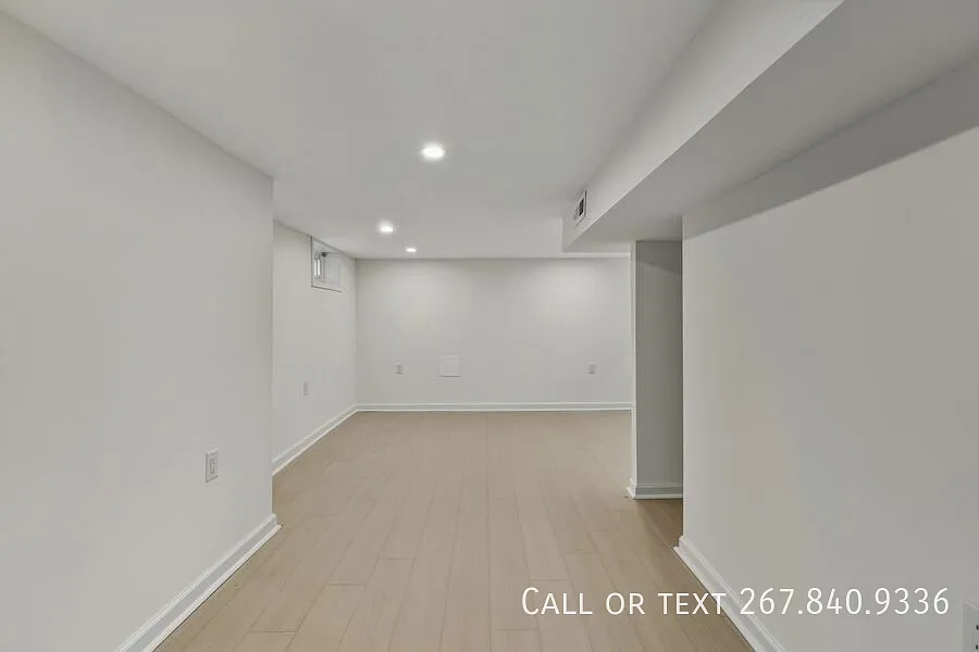 3 bed, 1.5 bath, 1024 sqft, $2,425 — Photo 3