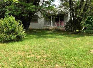 1559 Black Cat Rd, Keswick, VA 22947