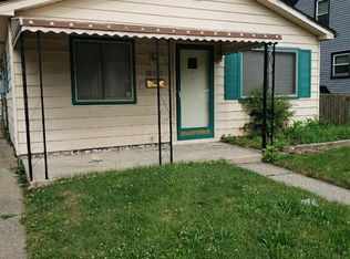 23037 Harding Ave, Hazel Park, MI 48030