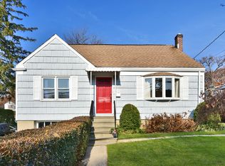 229 Irenhyl Ave, Port Chester, NY 10573