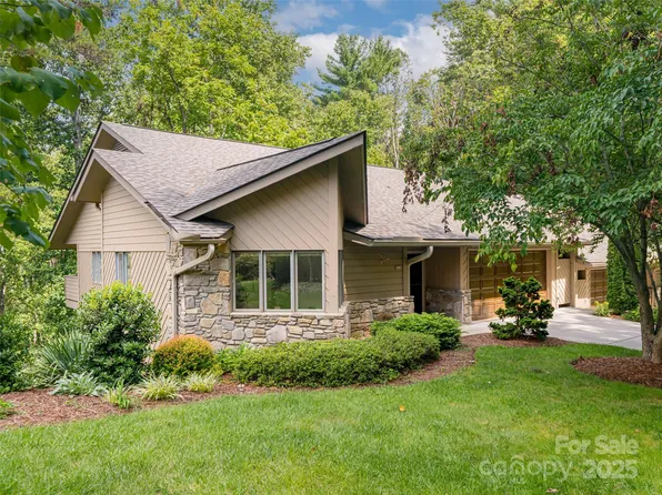 1701 Timber Trl, Asheville, NC 28804