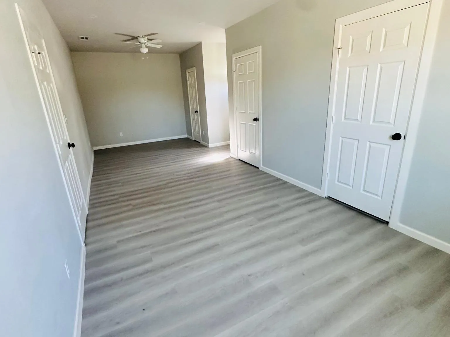 3 bed, 1690 sqft, $1,850 — Photo 2