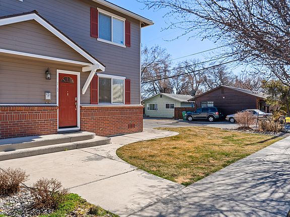 722 Locust Townhouse