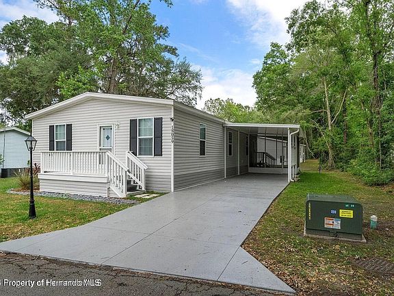 2nd image of 18059 Carrolwood Dr