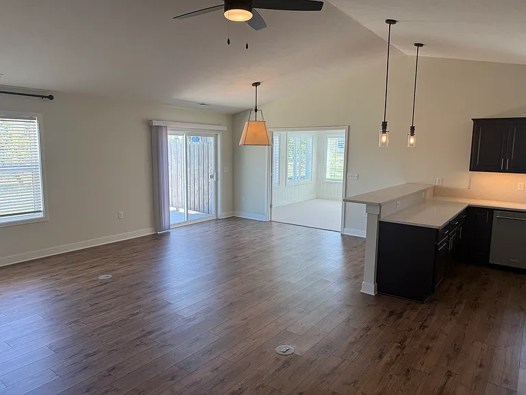 7547 Marsh Hawk Dr — Photo 2