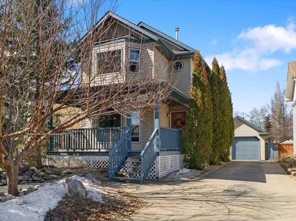 6014 E 90b St, Grande Prairie, AB T8W 2N5