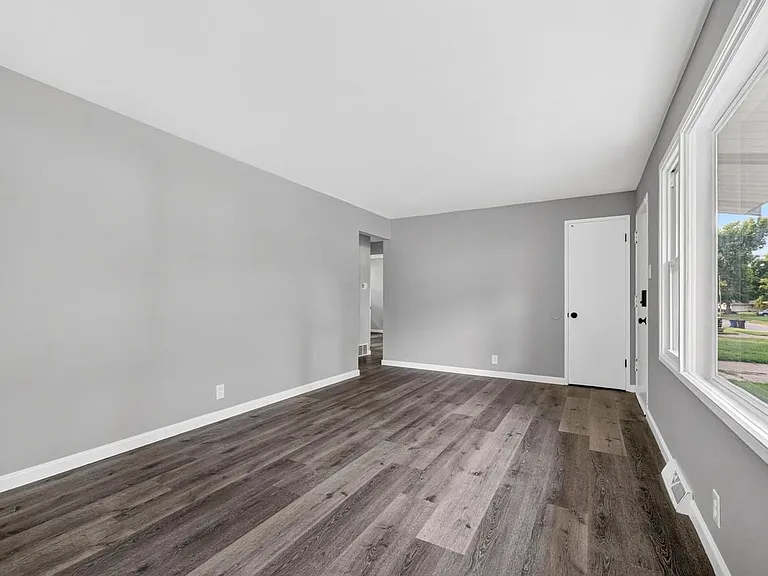 9219 Ellison Dr — Photo 1