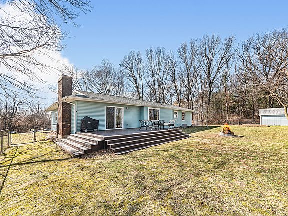4th image of 82 Oak Leaf Ln