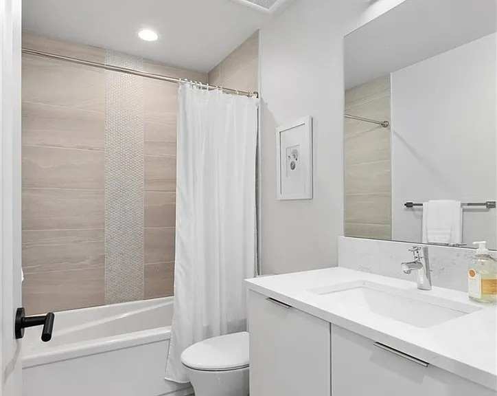 4204 Evanston Ave N — Photo 14