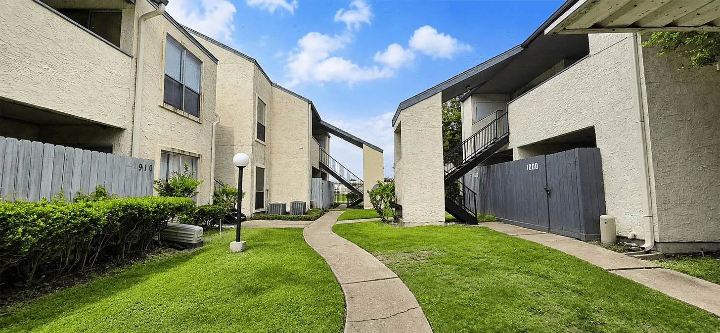 1 bed, 1.0 bath, 635 sqft, $890 — Photo 1