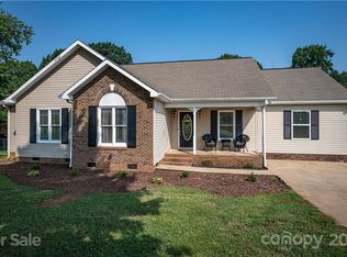 108 Landing Ct, Bessemer City, NC 28016
