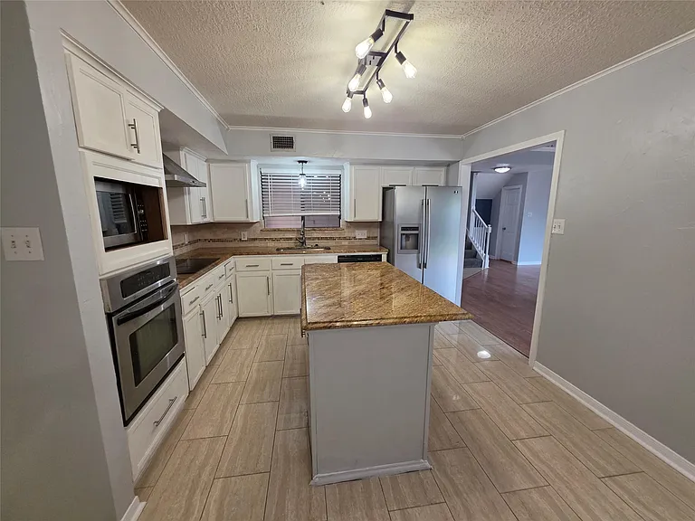19507 Oak Station Dr — Photo 22