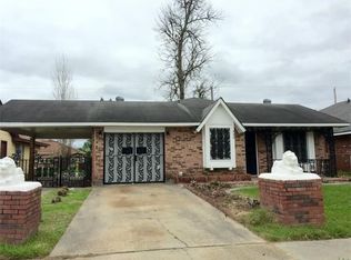 333 Travis Dr, Westwego, LA 70094