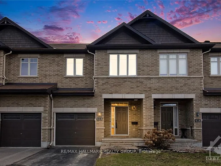 428 Arncliffe Ave — Photo 1