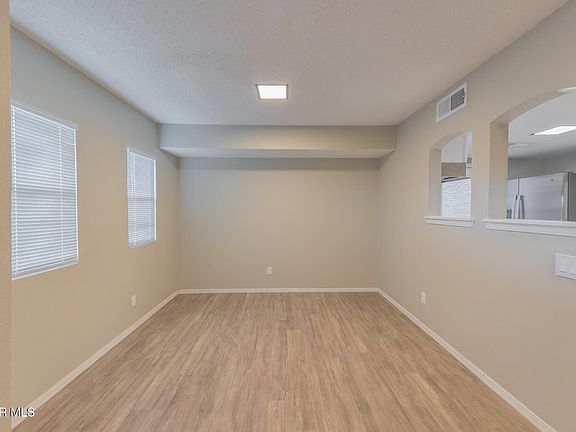 3rd image of 11031 Oasis Dr