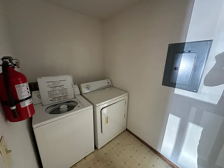 45870 Cass Ave #7 — Photo 9