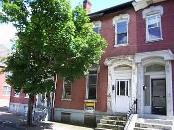 1403 N Franklin St photo 1