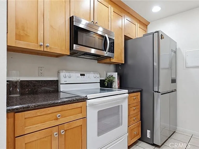 8155 Woodland Dr — Photo 12