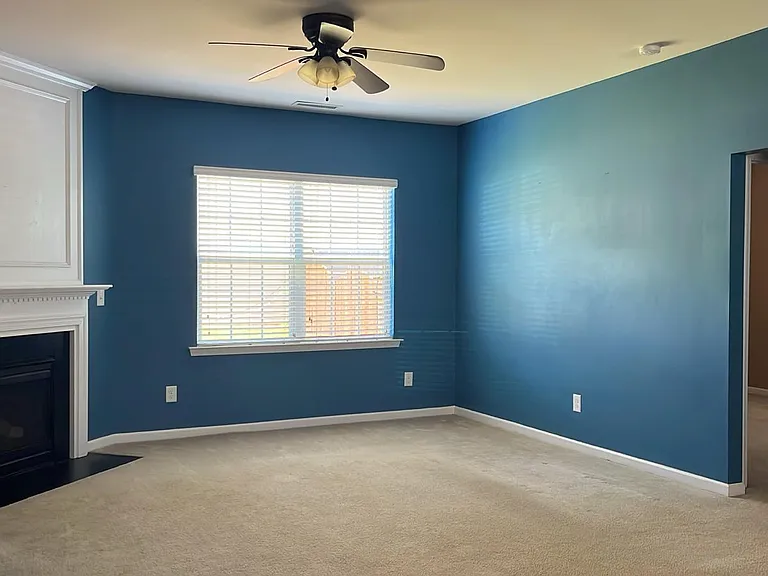 2420 Girvan Dr — Photo 6