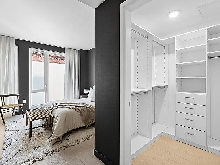144 1st St #6G — Photo 8