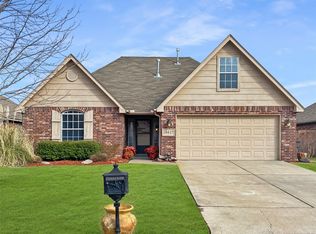 18617 E 50th Pl S, Tulsa, OK 74134