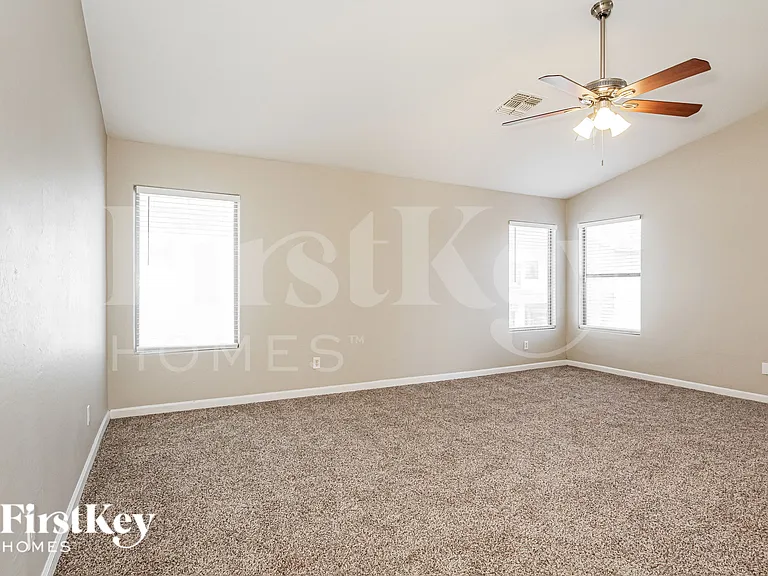 16110 W Miami St — Photo 8