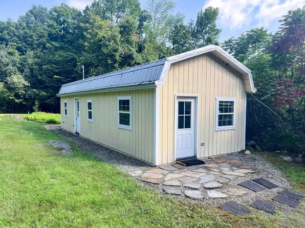 93 Crane Rd, Chester, MA 01011