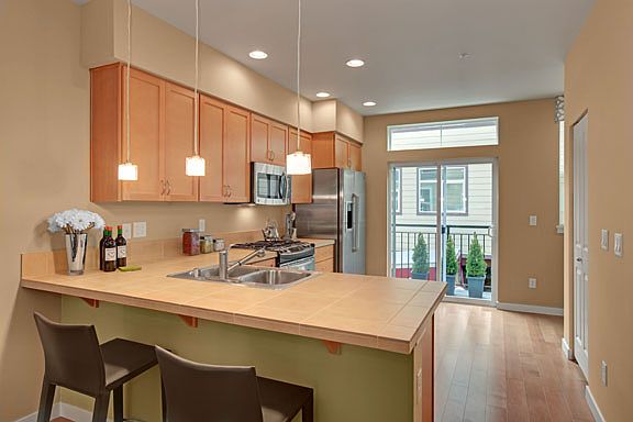 4th image of 2195 NW Moraine Pl #34