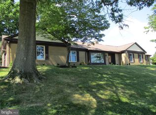 1515 Cardinal Dr, East Fallowfield, PA 19320