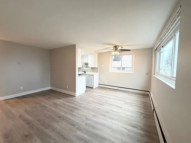 Powderhorn Park Apartments — Photo 19