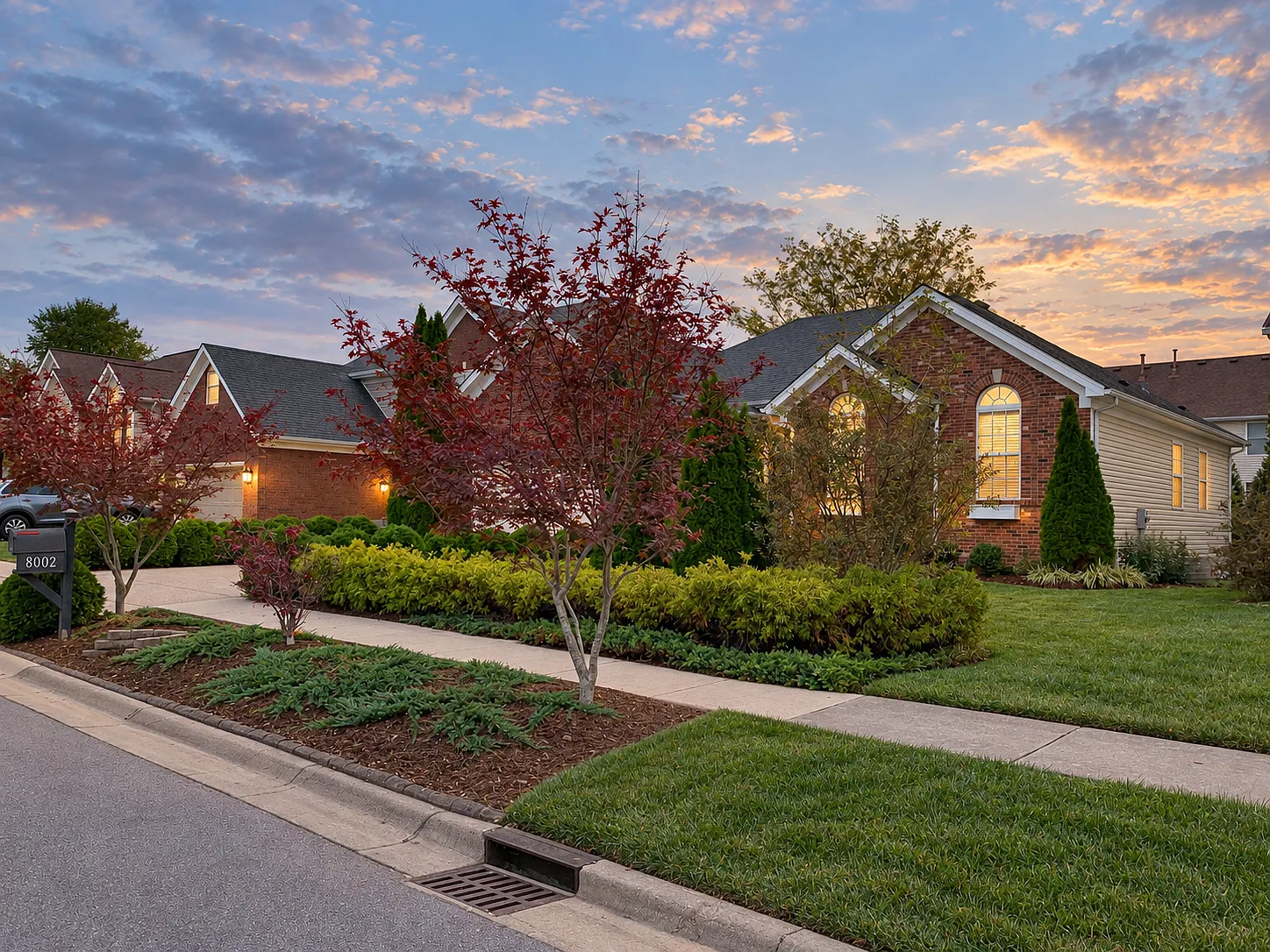 4 bed, 2380 sqft, $2,600 — Photo 3