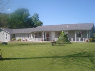 3901 Canadian Access Rd, Eufaula, OK 74432