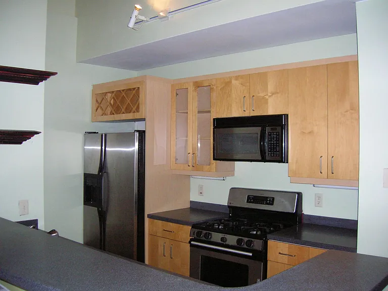 790 N Ave NE #106 — Photo 57