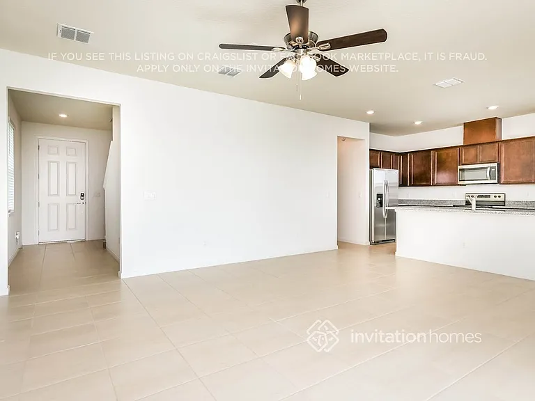 2121 Calm Night St — Photo 6