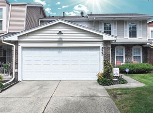 525 Parke Ct, Grand Blanc, MI 48439