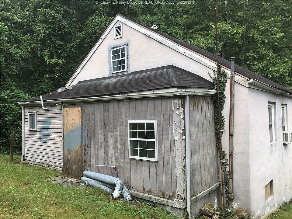 2nd image of 1226 Stone Rd