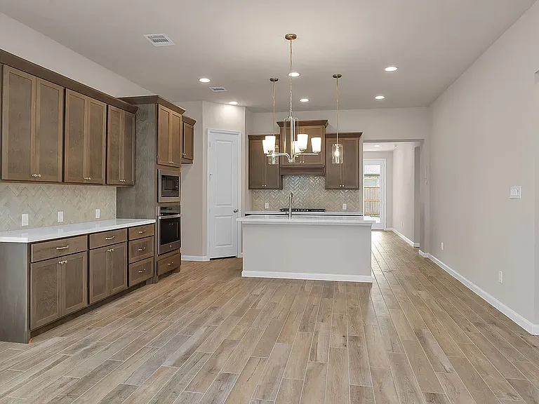 9011 Red Wolf Pl — Photo 2