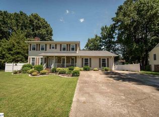 112 Redwood Cir, Spartanburg, SC 29301