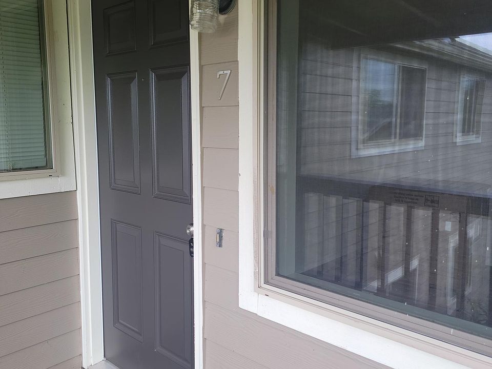 1st image of 518 W Oregon Ave #7