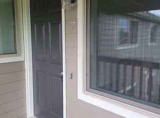 518 W Oregon Ave #7, Creswell, OR 97426