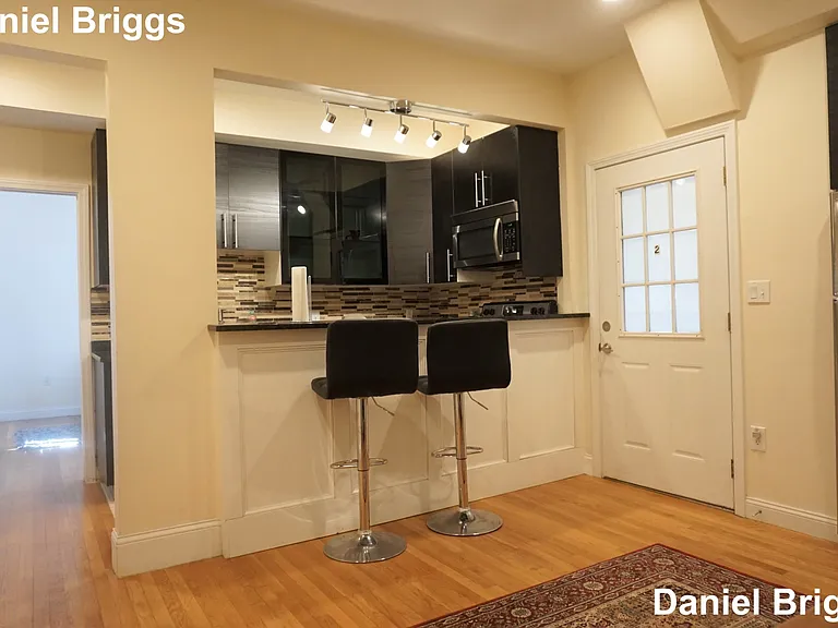 1801 Beacon St #4 — Photo 16