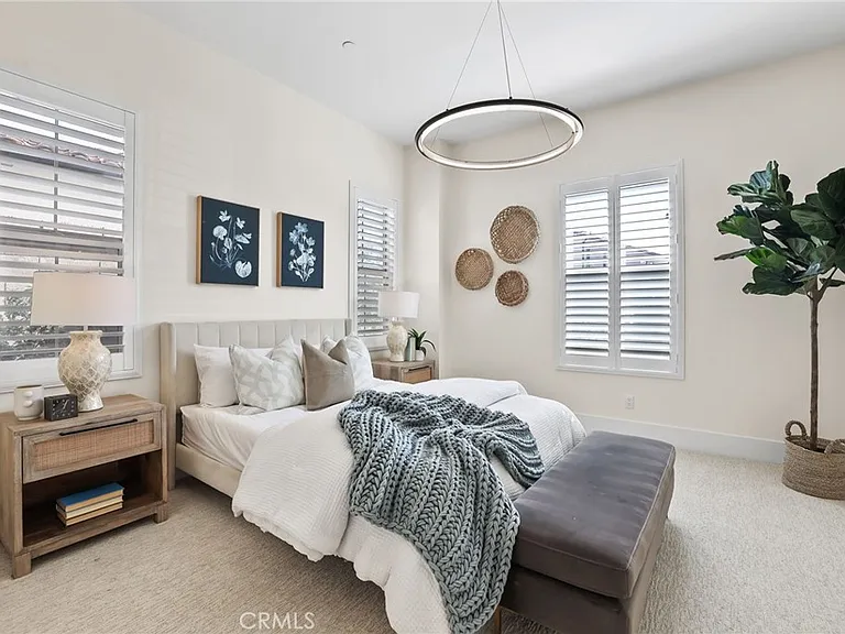 107 Orbit — Photo 16