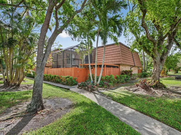 9101 SW 19th Place #A, Davie, FL 33324