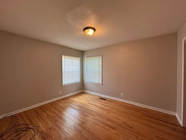 1685 Upper River Rd — Photo 9