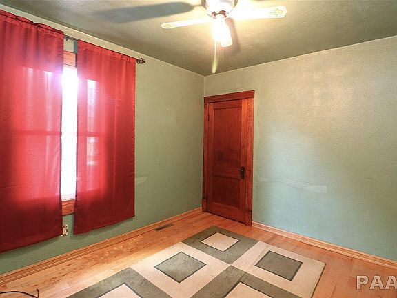 4th image of 1023 W Hanssler Pl