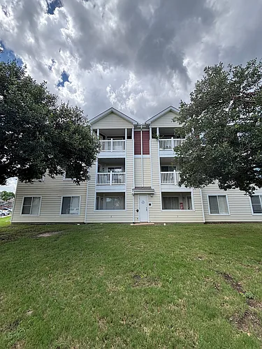 515 Southwest Pkwy #103 Photo 1